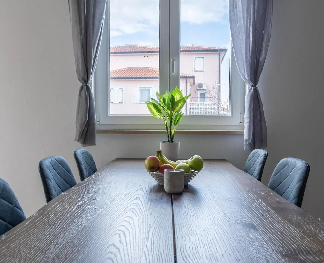 Charmante Wohnung Fusslaeufig Zum Meer In Funtana Chorvatsko